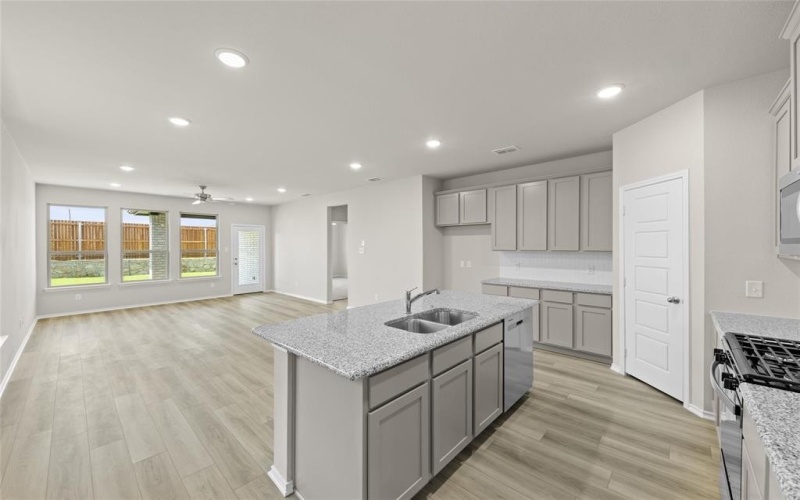 1642 Gracehill Way, Forney, TX 75126, 3 Habitaciones Habitaciones , ,2 BañosBaños,Residential,En Venta,1642 Gracehill Way,0,21030817