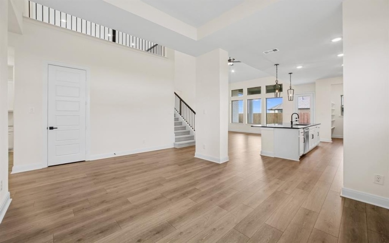 7816 Pondview, Fort Worth, TX 76123, 5 Bedrooms Bedrooms, ,3 BathroomsBathrooms,Residential,For Sale,7816 Pondview,0,21030831