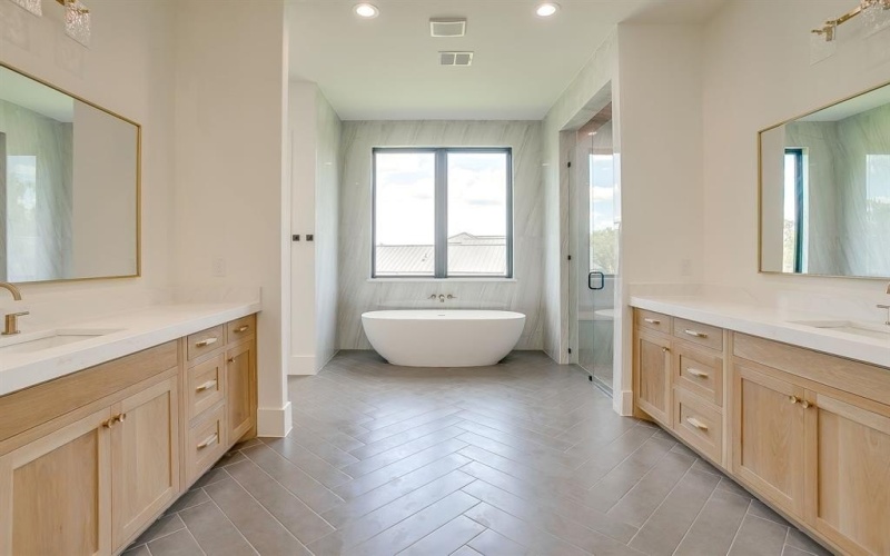 535 Royal Santana Run, Weatherford, TX 76087, 4 Bedrooms Bedrooms, ,3 BathroomsBathrooms,Residential,For Sale,535 Royal Santana Run,0,21030858