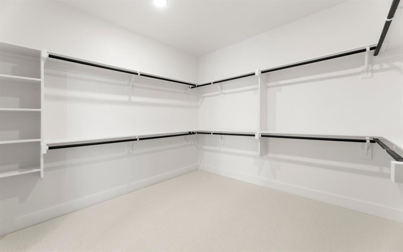 1721 Silla Drive, Little Elm, TX 75068, 5 Bedrooms Bedrooms, ,5 BathroomsBathrooms,Residential,For Sale,1721 Silla Drive,0,21030870