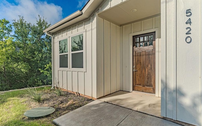 5420 Van Horn Drive, Granbury, TX 76048, 4 Bedrooms Bedrooms, ,2 BathroomsBathrooms,Residential,For Sale,5420 Van Horn Drive,0,21031074