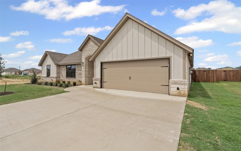 725 Jameson, Springtown, TX 76082, 4 Habitaciones Habitaciones , ,2 BañosBaños,Residential,En Venta,725 Jameson,0,21025781