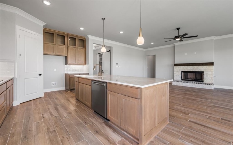 2504 Pyrite Street, Krum, TX 76249, 4 Habitaciones Habitaciones , ,3 BañosBaños,Residential,En Venta,2504 Pyrite Street,0,21031184