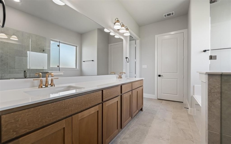 2504 Pyrite Street, Krum, TX 76249, 4 Habitaciones Habitaciones , ,3 BañosBaños,Residential,En Venta,2504 Pyrite Street,0,21031184