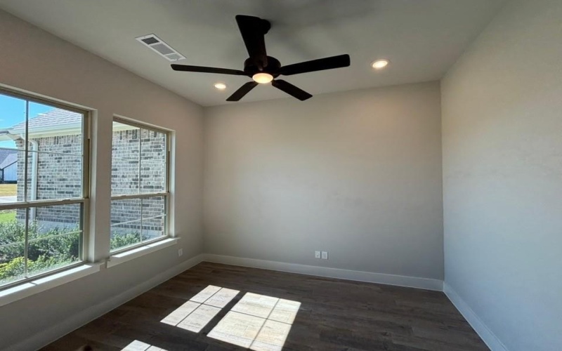 2504 Pyrite Street, Krum, TX 76249, 4 Habitaciones Habitaciones , ,3 BañosBaños,Residential,En Venta,2504 Pyrite Street,0,21031184
