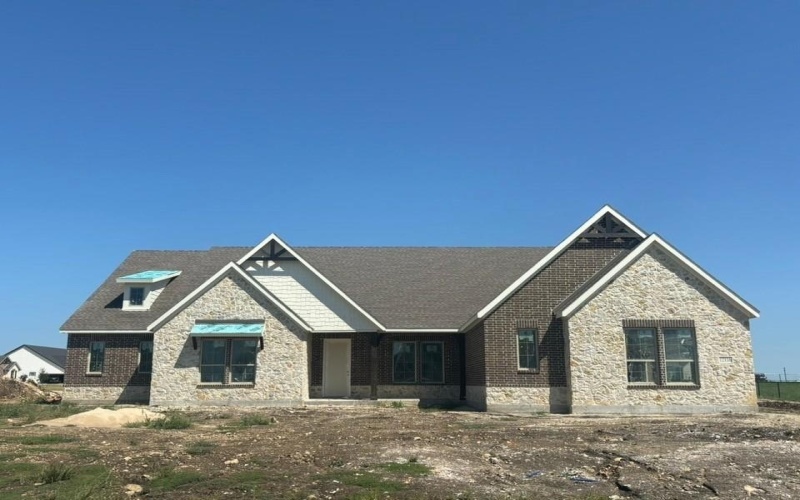 12116 Crystal Drive, Krum, TX 76249, 4 Bedrooms Bedrooms, ,3 BathroomsBathrooms,Residential,For Sale,12116 Crystal Drive,0,21031247