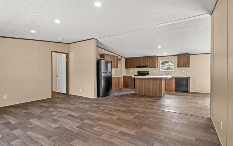 251 County Road 2603, Pittsburg, TX 75686, 4 Bedrooms Bedrooms, ,2 BathroomsBathrooms,Residential,For Sale,251 County Road 2603,0,21031296