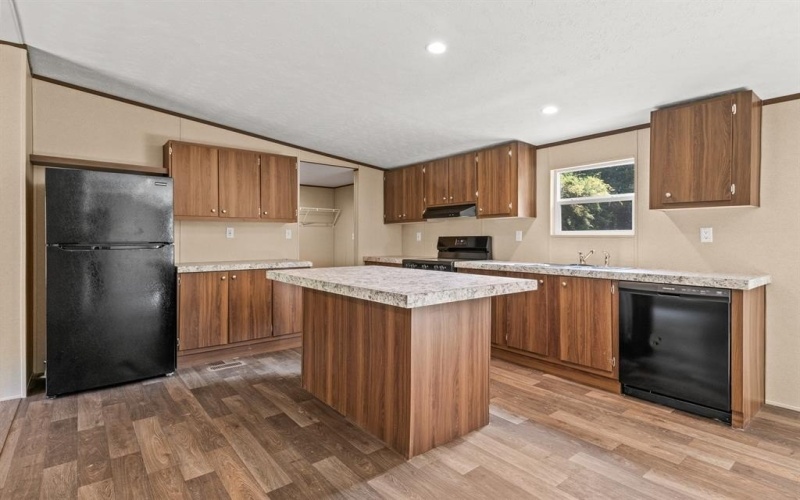 251 County Road 2603, Pittsburg, TX 75686, 4 Bedrooms Bedrooms, ,2 BathroomsBathrooms,Residential,For Sale,251 County Road 2603,0,21031296