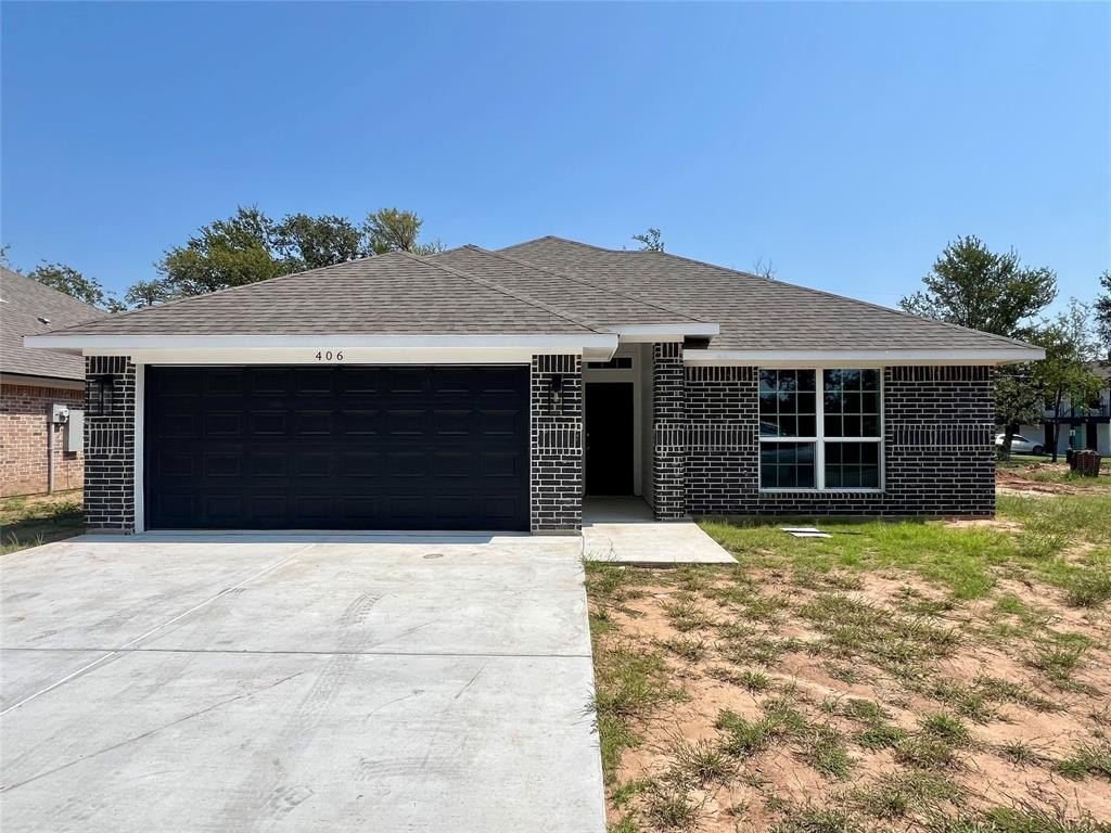 406 Conway Street, Lacy Lakeview, TX 76705, 4 Habitaciones Habitaciones , ,2 BañosBaños,Residential,En Venta,406 Conway Street,0,21031337