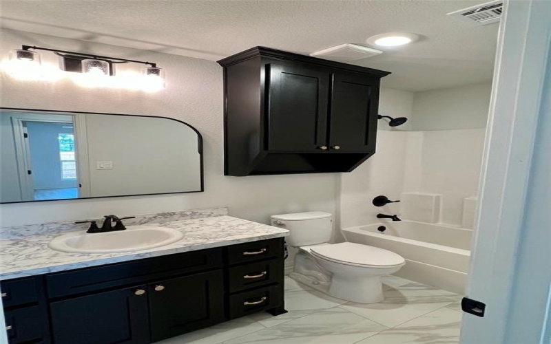 406 Conway Street, Lacy Lakeview, TX 76705, 4 Habitaciones Habitaciones , ,2 BañosBaños,Residential,En Venta,406 Conway Street,0,21031337