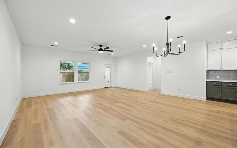 2925 Lasalle Street, Fort Worth, TX 76111, 3 Habitaciones Habitaciones , ,2 BañosBaños,Residential,En Venta,2925 Lasalle Street,0,21031413