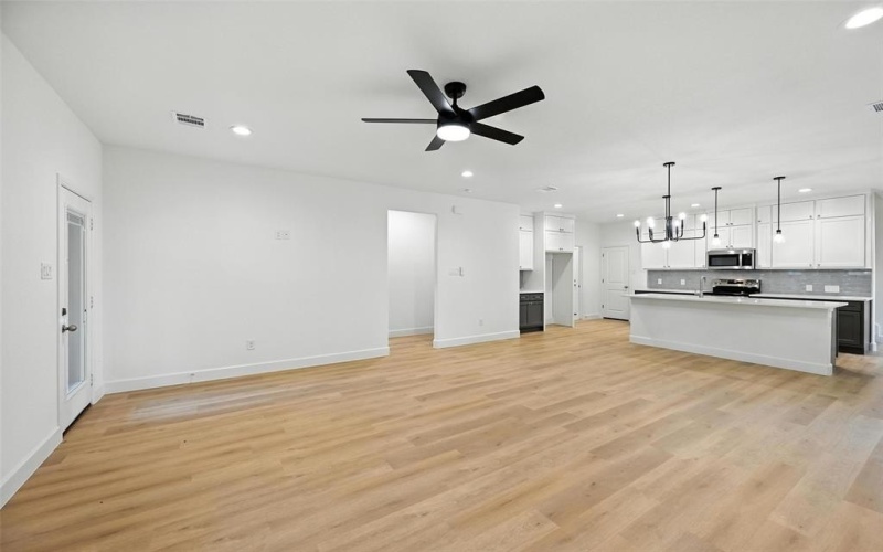 2925 Lasalle Street, Fort Worth, TX 76111, 3 Habitaciones Habitaciones , ,2 BañosBaños,Residential,En Venta,2925 Lasalle Street,0,21031413