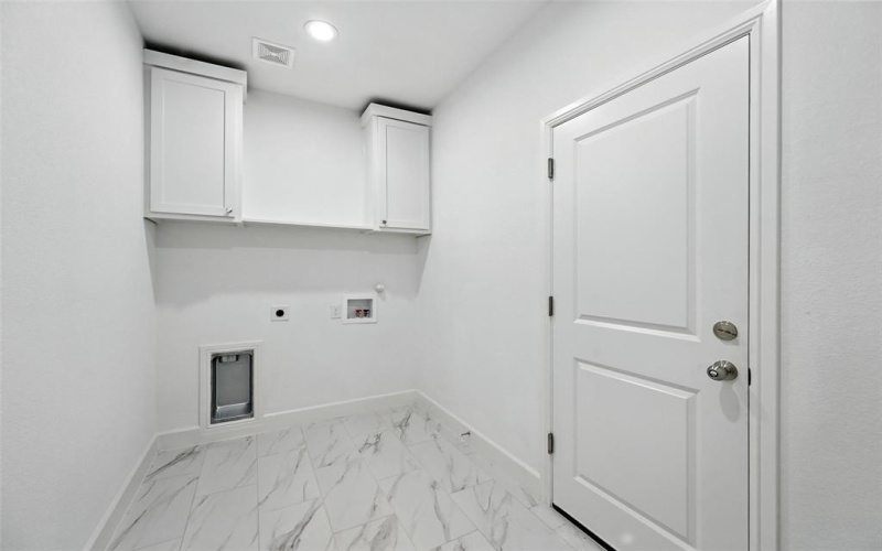 2925 Lasalle Street, Fort Worth, TX 76111, 3 Habitaciones Habitaciones , ,2 BañosBaños,Residential,En Venta,2925 Lasalle Street,0,21031413