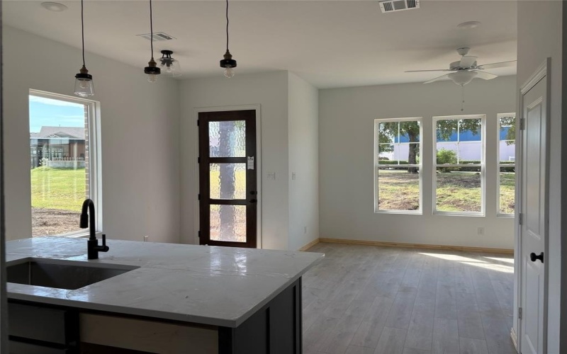717 Kerrville Lane, Plano, TX 75075, 3 Habitaciones Habitaciones , ,2 BañosBaños,Residential,En Venta,717 Kerrville Lane,0,21031473