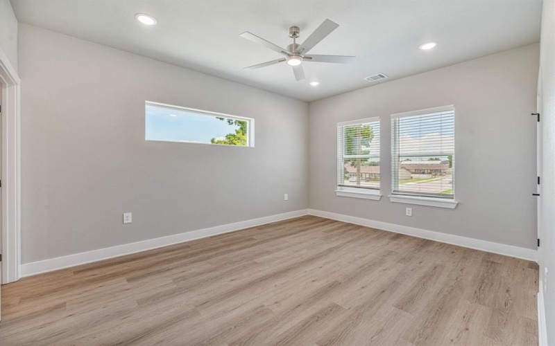 1539 Sophia Avenue, Stephenville, TX 76401, 4 Bedrooms Bedrooms, ,5 BathroomsBathrooms,Residential,For Sale,1539 Sophia Avenue,0,21031510