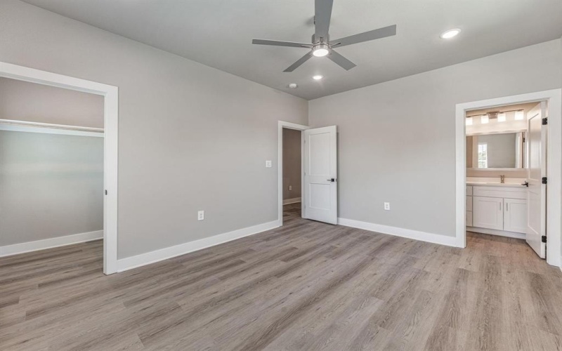 1539 Sophia Avenue, Stephenville, TX 76401, 4 Bedrooms Bedrooms, ,5 BathroomsBathrooms,Residential,For Sale,1539 Sophia Avenue,0,21031510