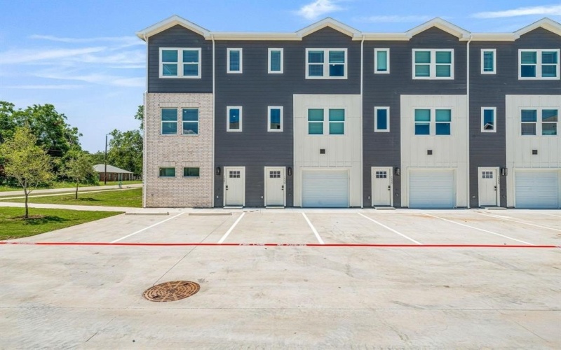 1539 Sophia Avenue, Stephenville, TX 76401, 4 Bedrooms Bedrooms, ,5 BathroomsBathrooms,Residential,For Sale,1539 Sophia Avenue,0,21031510