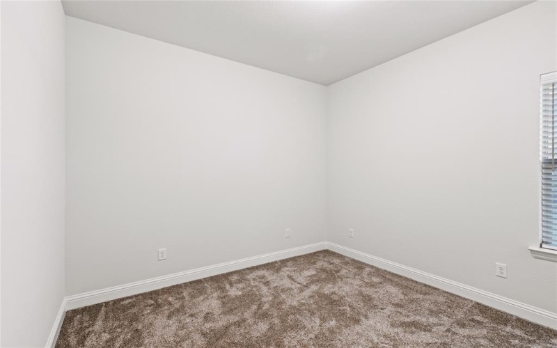 2110 Briarwood Drive, Bridgeport, TX 76426, 4 Bedrooms Bedrooms, ,2 BathroomsBathrooms,Residential,For Sale,2110 Briarwood Drive,0,21031552