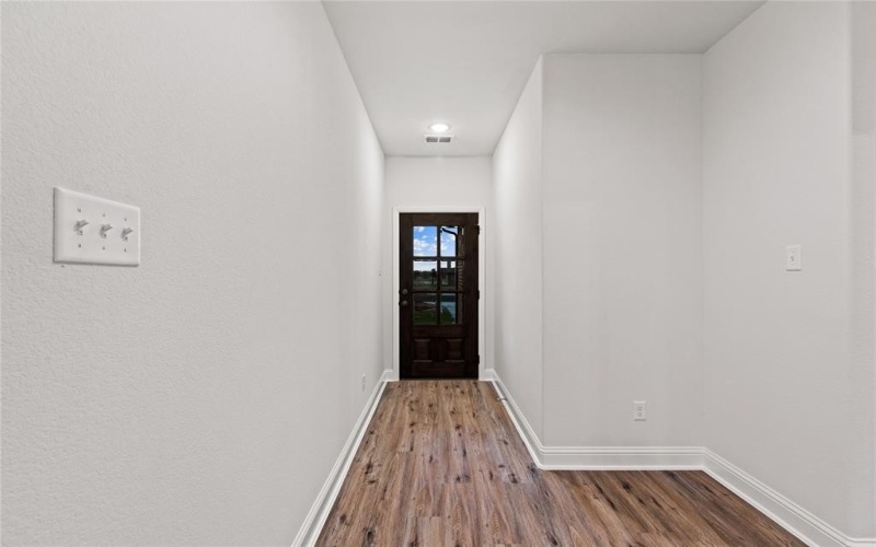 2110 Briarwood Drive, Bridgeport, TX 76426, 4 Bedrooms Bedrooms, ,2 BathroomsBathrooms,Residential,For Sale,2110 Briarwood Drive,0,21031552