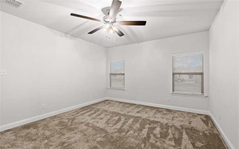 2110 Briarwood Drive, Bridgeport, TX 76426, 4 Bedrooms Bedrooms, ,2 BathroomsBathrooms,Residential,For Sale,2110 Briarwood Drive,0,21031552