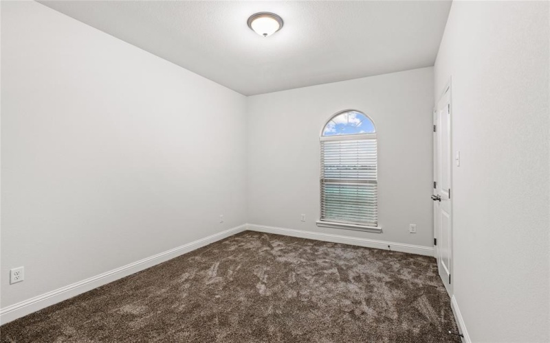 2110 Briarwood Drive, Bridgeport, TX 76426, 4 Bedrooms Bedrooms, ,2 BathroomsBathrooms,Residential,For Sale,2110 Briarwood Drive,0,21031552