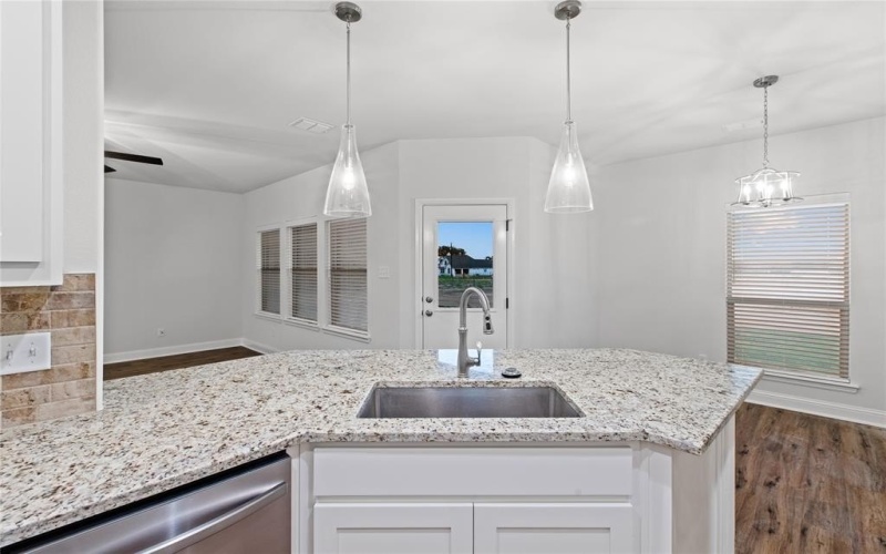 2110 Briarwood Drive, Bridgeport, TX 76426, 4 Bedrooms Bedrooms, ,2 BathroomsBathrooms,Residential,For Sale,2110 Briarwood Drive,0,21031552