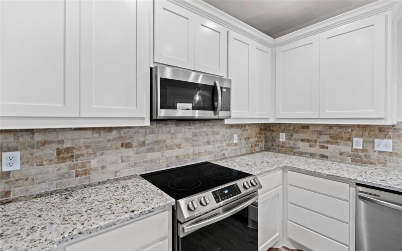 2110 Briarwood Drive, Bridgeport, TX 76426, 4 Bedrooms Bedrooms, ,2 BathroomsBathrooms,Residential,For Sale,2110 Briarwood Drive,0,21031552