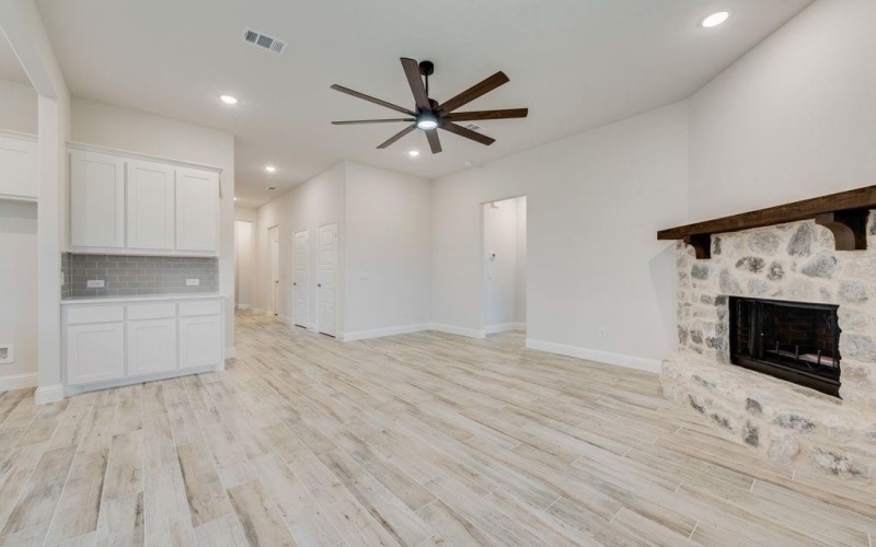 2425 Cross Timbers Drive, Lowry Crossing, TX 75069, 3 Bedrooms Bedrooms, ,2 BathroomsBathrooms,Residential,For Sale,2425 Cross Timbers Drive,0,21031586