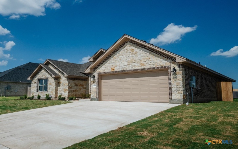 1312 Promised Land, Hewitt, TX 76643, 4 Habitaciones Habitaciones , ,2 BañosBaños,Residential,En Venta,1312 Promised Land,0,587704