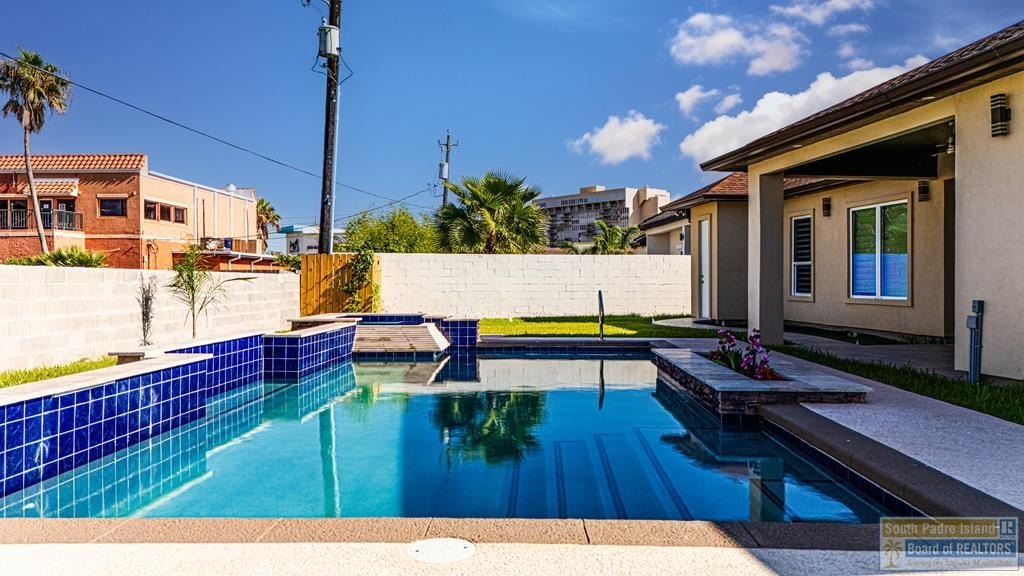 5905 Havana Dr., South Padre Island, TX 78597, 3 Bedrooms Bedrooms, ,2 BathroomsBathrooms,Residential,For Sale,5905 Havana Dr.,0,104160