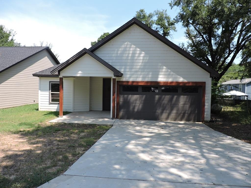 210 Holiday Dr, Gun Barrel City, TX 75156, 3 Bedrooms Bedrooms, ,2 BathroomsBathrooms,Residential,For Sale,210 Holiday Dr,0,109508