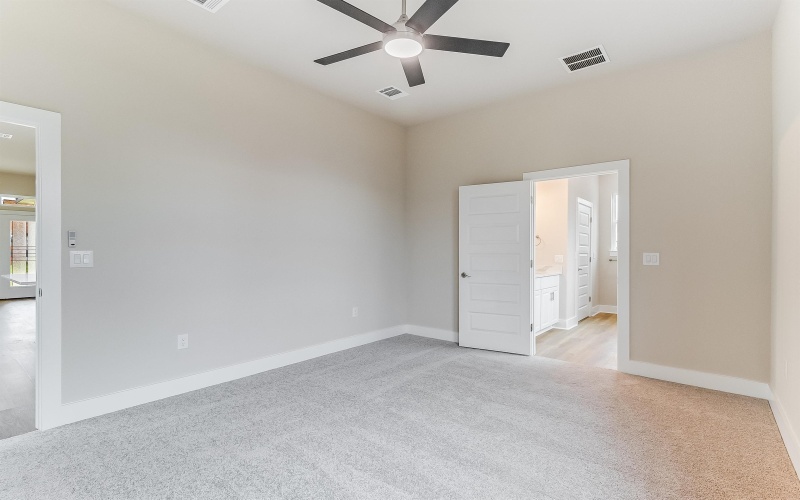650 Aspen Lane, Cottonwood Shores, TX 78657, 3 Bedrooms Bedrooms, ,2 BathroomsBathrooms,Residential,For Sale,650 Aspen Lane,0,174718