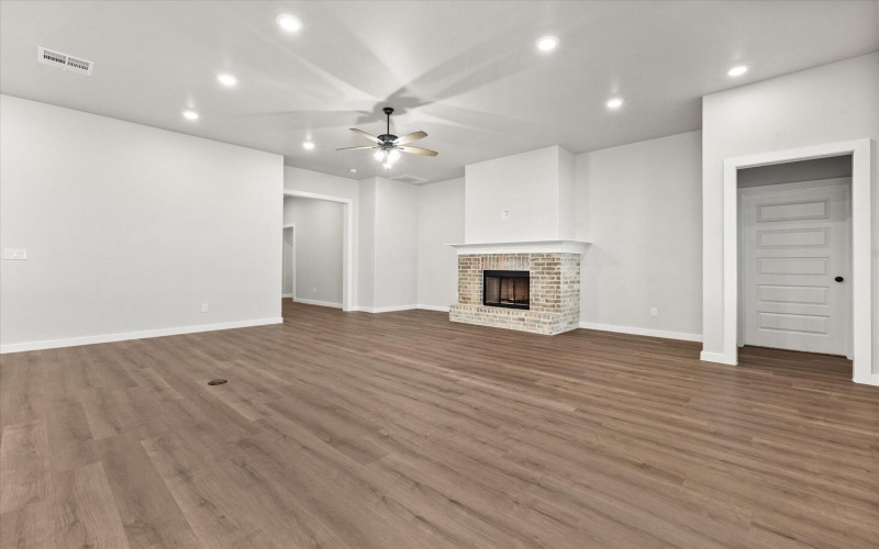 10705 Beaufort Avenue, Lubbock, TX 79424, 4 Habitaciones Habitaciones , ,3 BañosBaños,Residential,En Venta,10705 Beaufort Avenue,0,202559103