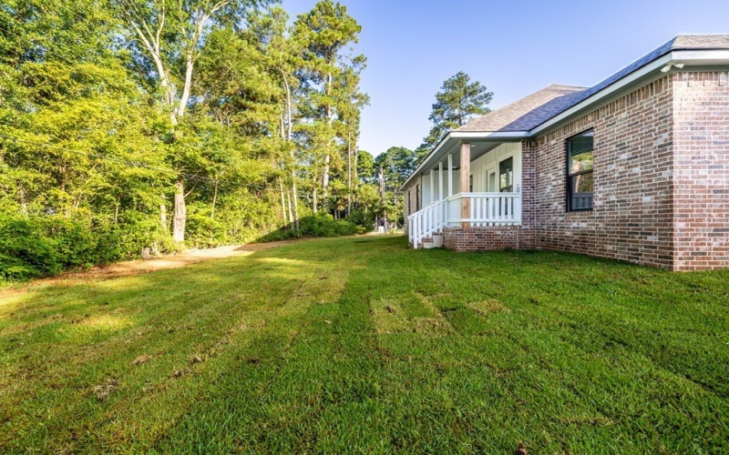3927 Buckingham Dr., Nacogdoches, TX 75965, 3 Bedrooms Bedrooms, ,2 BathroomsBathrooms,Residential,For Sale,3927 Buckingham Dr.,0,22501467