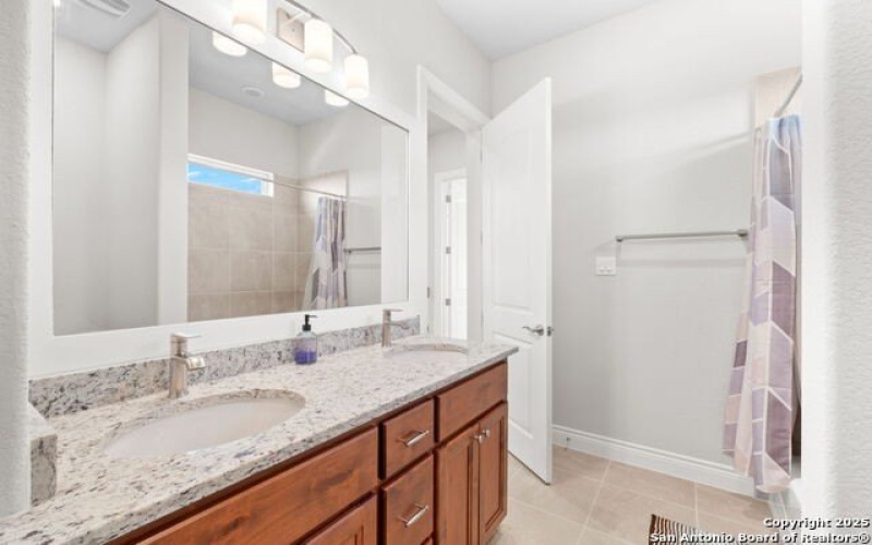 22825 Linwood Rdg, San Antonio, TX 78255, 5 Bedrooms Bedrooms, ,5 BathroomsBathrooms,Residential,For Sale,22825 Linwood Rdg,0,1892523