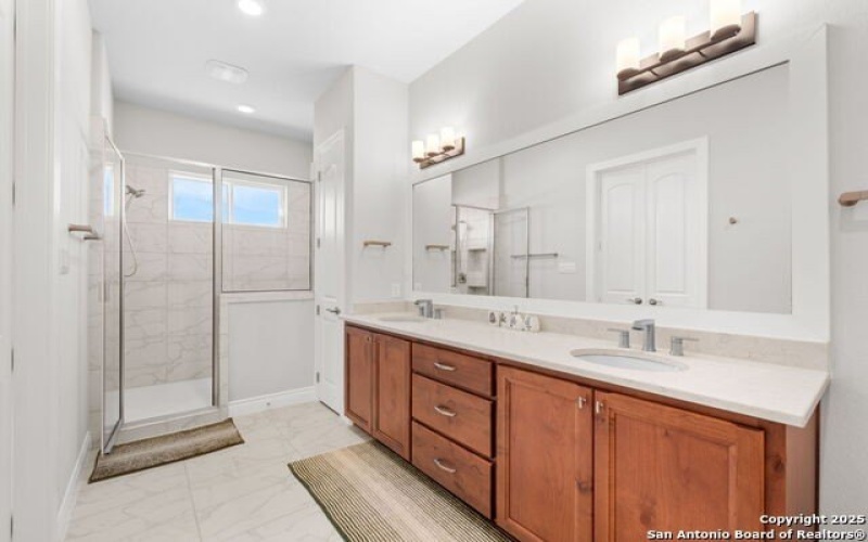 22825 Linwood Rdg, San Antonio, TX 78255, 5 Bedrooms Bedrooms, ,5 BathroomsBathrooms,Residential,For Sale,22825 Linwood Rdg,0,1892523