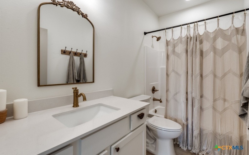 141 Merion Lane, La Vernia, TX 78121, 3 Bedrooms Bedrooms, ,2 BathroomsBathrooms,Residential,For Sale,141 Merion Lane,0,589761