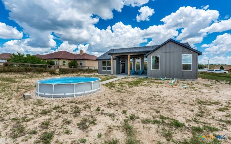141 Merion Lane, La Vernia, TX 78121, 3 Bedrooms Bedrooms, ,2 BathroomsBathrooms,Residential,For Sale,141 Merion Lane,0,589761