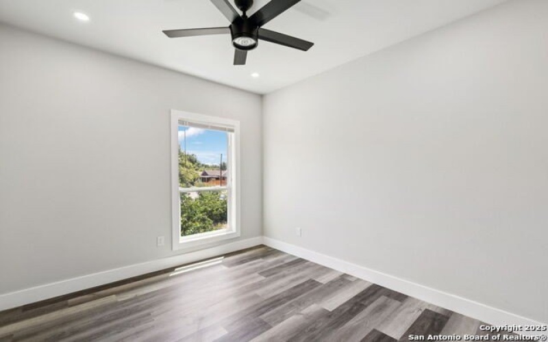 803 Indiana, San Antonio, TX 78210, 3 Habitaciones Habitaciones , ,2 BañosBaños,Residential,En Venta,803 Indiana,0,1892603