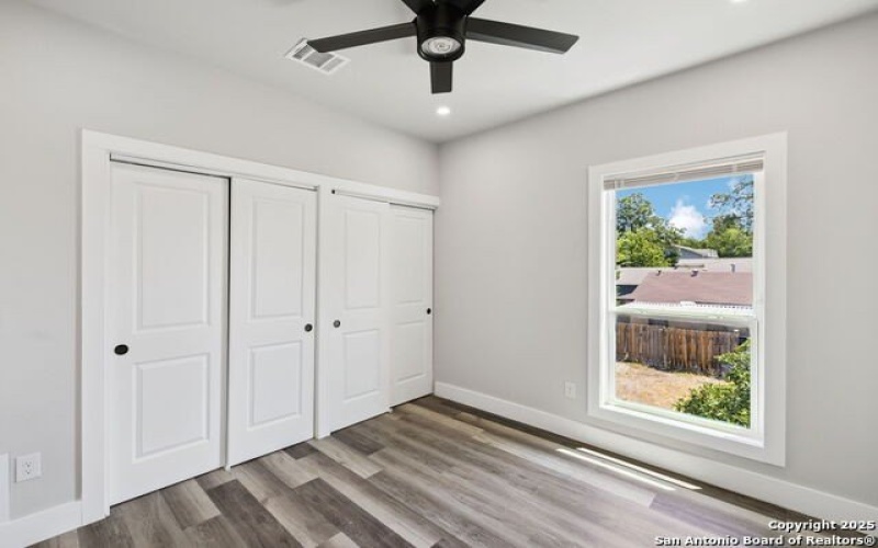 803 Indiana, San Antonio, TX 78210, 3 Habitaciones Habitaciones , ,2 BañosBaños,Residential,En Venta,803 Indiana,0,1892603