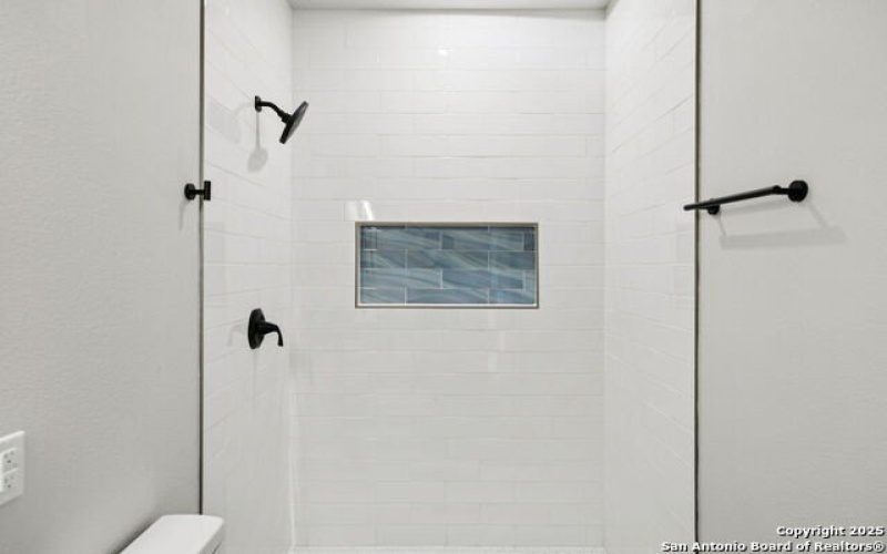 803 Indiana, San Antonio, TX 78210, 3 Habitaciones Habitaciones , ,2 BañosBaños,Residential,En Venta,803 Indiana,0,1892603