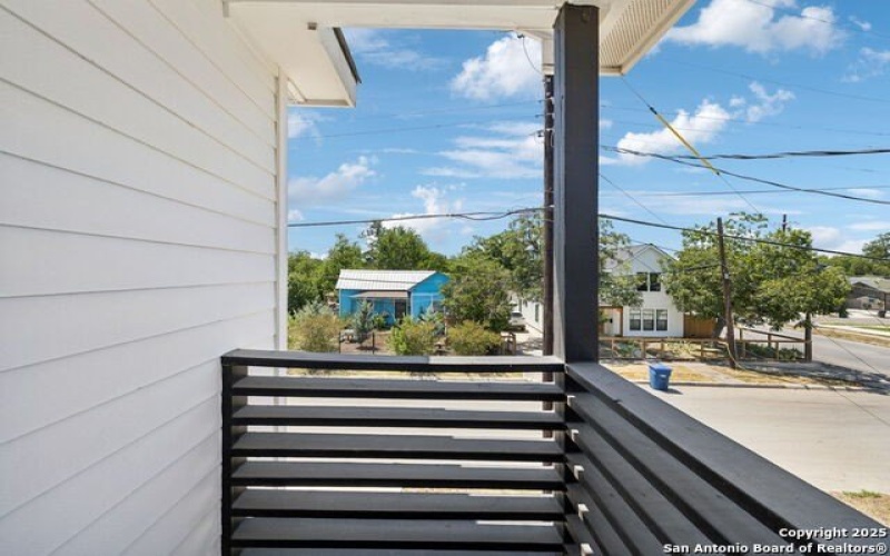803 Indiana, San Antonio, TX 78210, 3 Habitaciones Habitaciones , ,2 BañosBaños,Residential,En Venta,803 Indiana,0,1892603