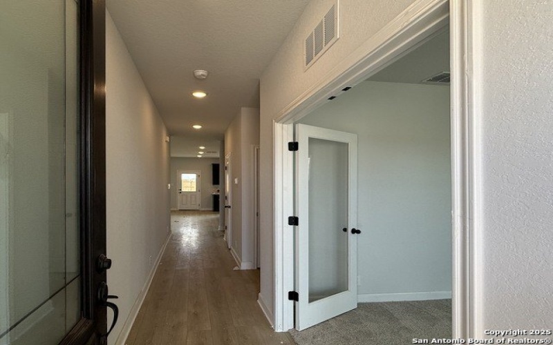 7028 Sycamore Hollow, San Antonio, TX 78252, 3 Bedrooms Bedrooms, ,2 BathroomsBathrooms,Residential,For Sale,7028 Sycamore Hollow,0,1892636