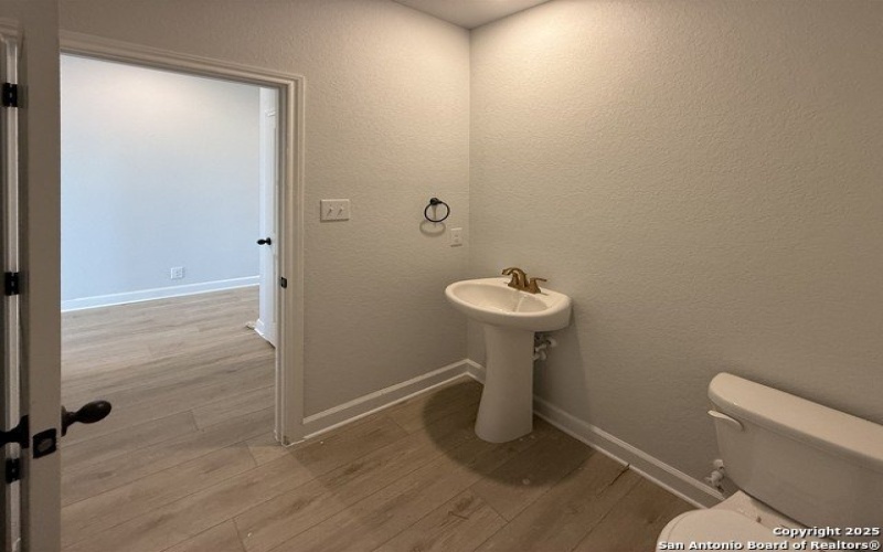 7028 Sycamore Hollow, San Antonio, TX 78252, 3 Bedrooms Bedrooms, ,2 BathroomsBathrooms,Residential,For Sale,7028 Sycamore Hollow,0,1892636