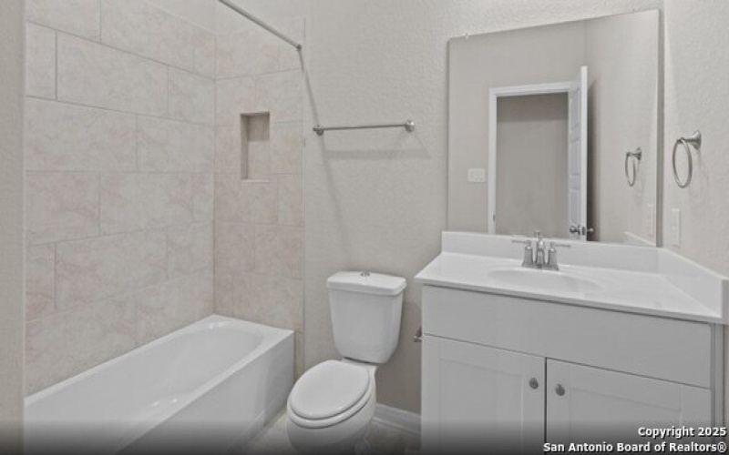 2526 Seabream Drive, San Antonio, TX 78253-7208, 4 Habitaciones Habitaciones , ,2 BañosBaños,Residential,En Venta,2526 Seabream Drive,0,1892704