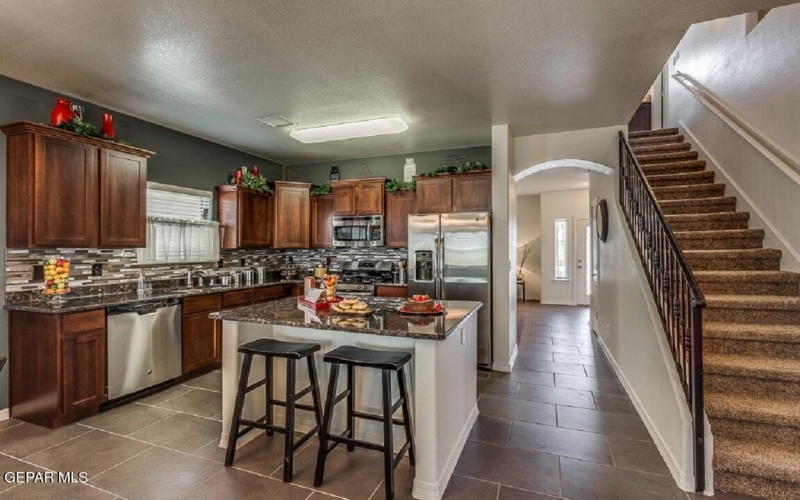 10700 Drew Pearson Drive, El Paso, TX 79924, 5 Bedrooms Bedrooms, ,1 BathroomBathrooms,Residential,For Sale,10700 Drew Pearson Drive,0,928395