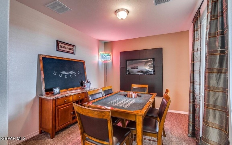 10700 Drew Pearson Drive, El Paso, TX 79924, 5 Bedrooms Bedrooms, ,1 BathroomBathrooms,Residential,For Sale,10700 Drew Pearson Drive,0,928395