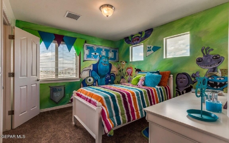 10700 Drew Pearson Drive, El Paso, TX 79924, 5 Bedrooms Bedrooms, ,1 BathroomBathrooms,Residential,For Sale,10700 Drew Pearson Drive,0,928395