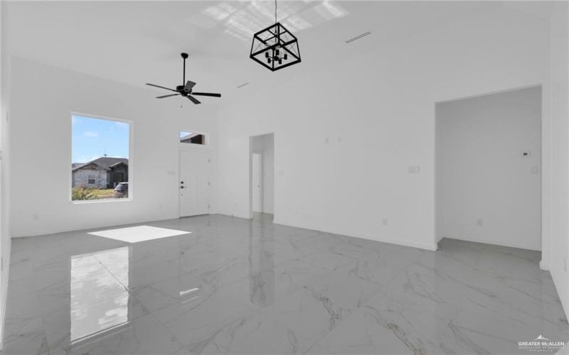 5917 N Playa Del Sol Street, Edinburg, TX 78542, 3 Habitaciones Habitaciones , ,2 BañosBaños,Residential,En Venta,5917 N Playa Del Sol Street,0,478555