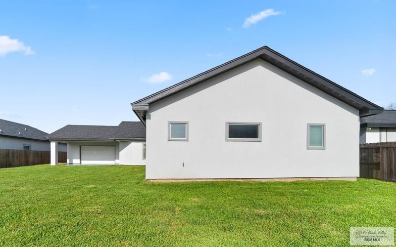 6221 KING PALM LOOP, BROWNSVILLE, TX 78526, 4 Habitaciones Habitaciones , ,3 BañosBaños,Residential,En Venta,6221 KING PALM LOOP,0,29765437